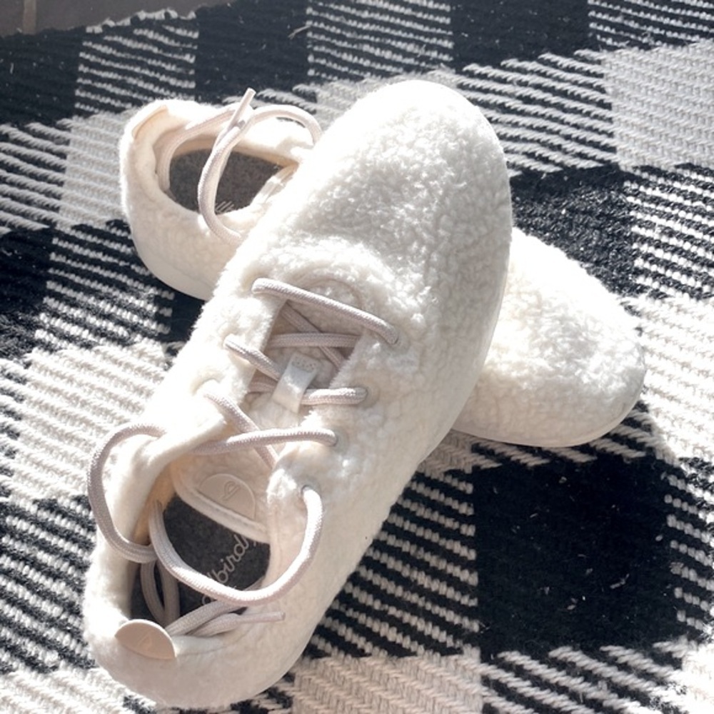 Allbirds , SW9, ❄️WARM❄️Limited Edition, White Wool Runner Fluffs